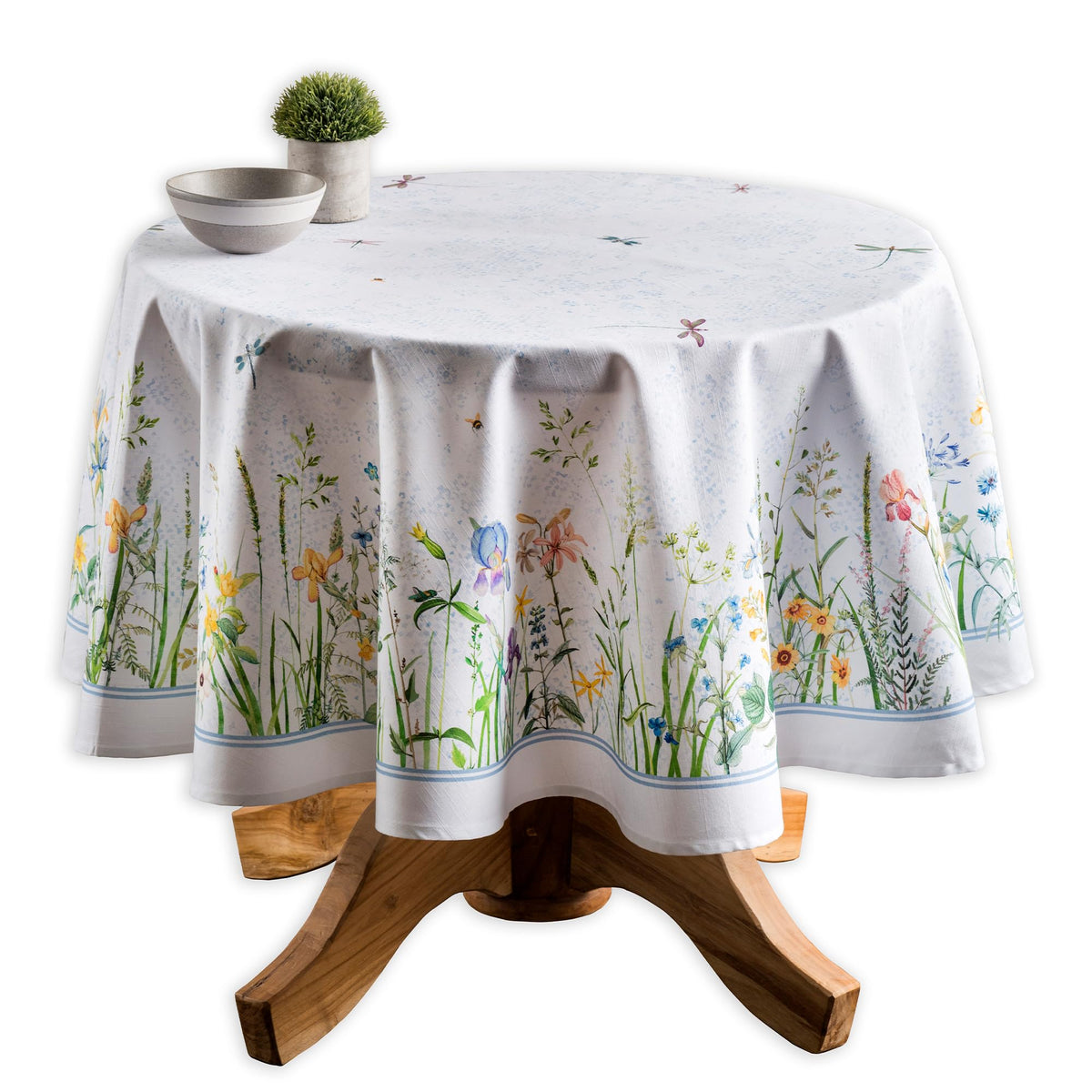 Fleurs De Mai Tablecloths