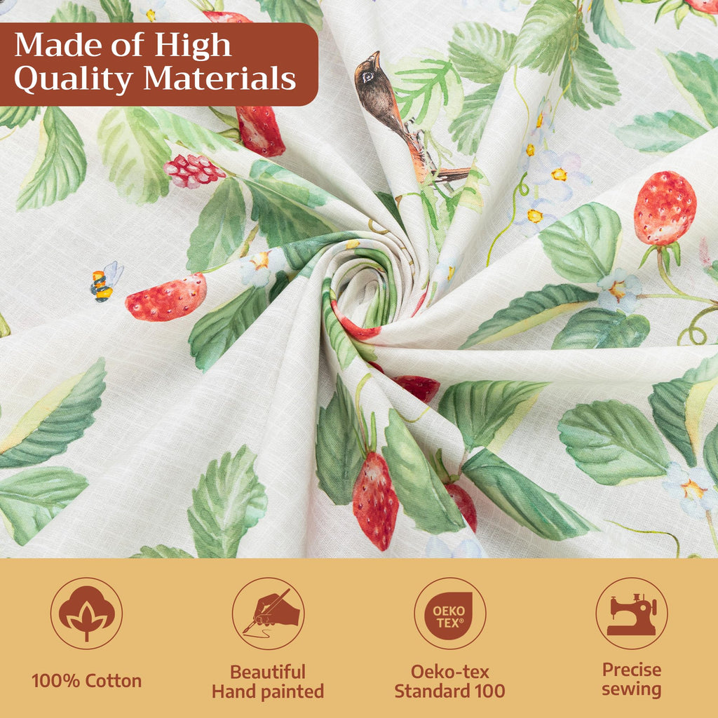 Strawberry days Tablecloths